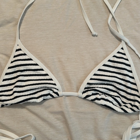 L*SPACE black and white striped bikini , NEW WITH TAGS! NEVER WORN! - Picture 2 of 5